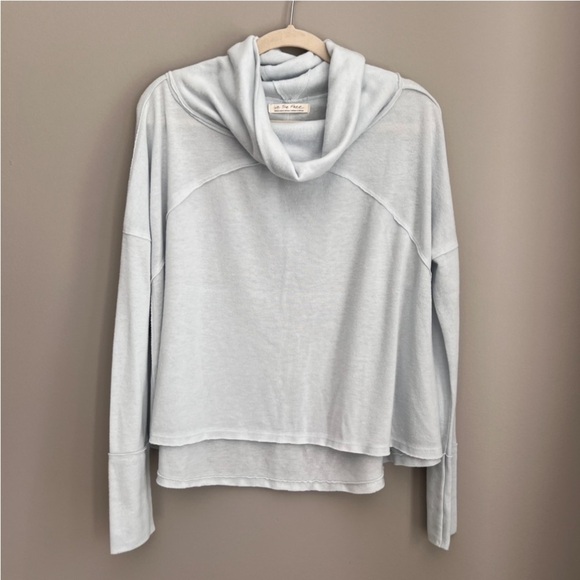 2/25 We the Free People Cozy Time Funnel Pullover Light Blue Oversized Boho - Picture 2 of 8